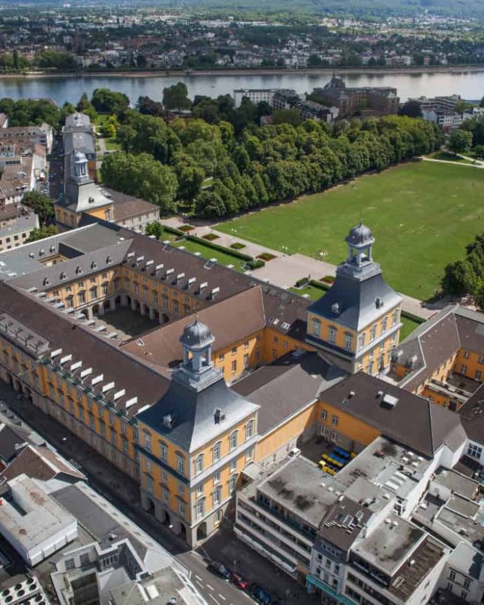 truong-dai-hoc-bonn-1